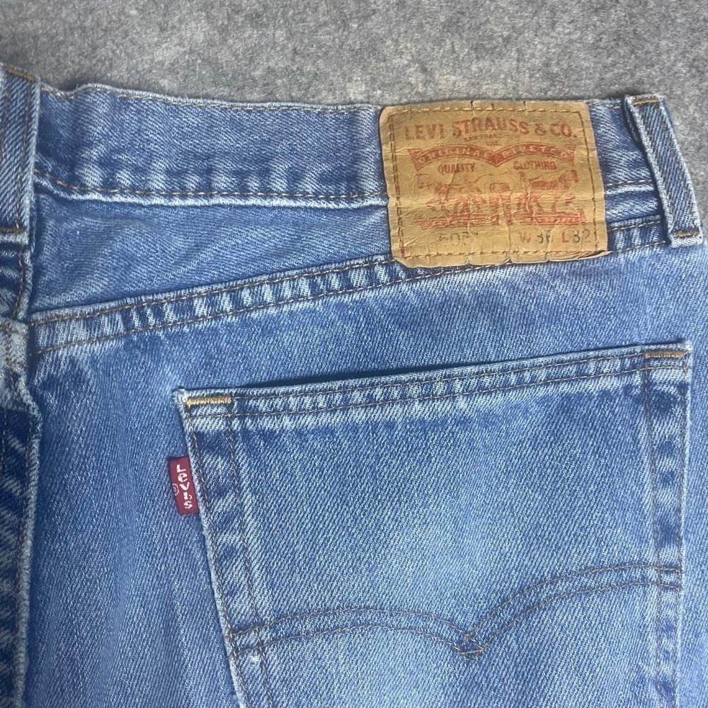 Levi Strauss 505 Mens W36 L32 Blue Denim Straight Fit Jeans Pants - Picture 8 of 12